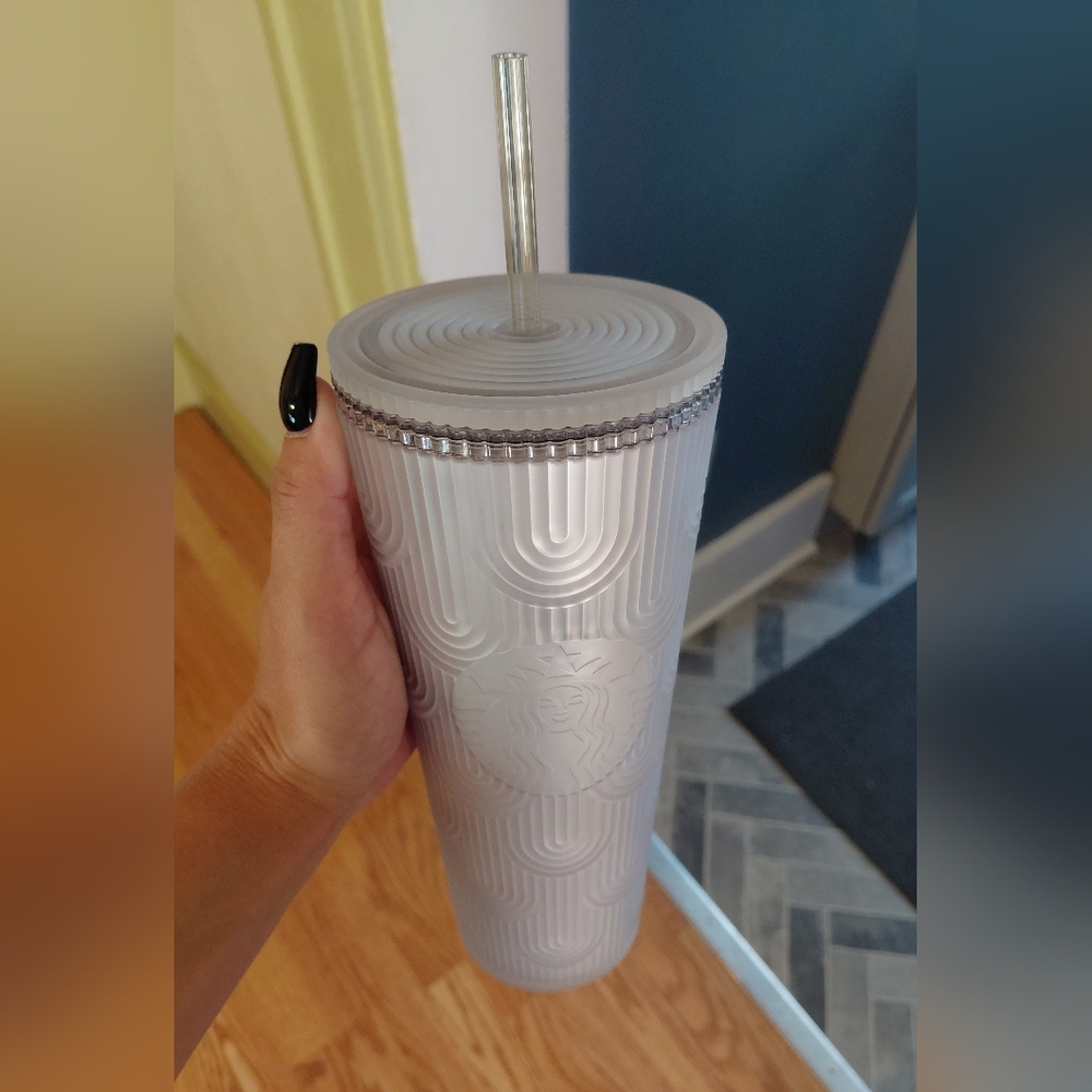 Starbucks Pearl White Mermaid Scales Cold Cup Tumbler. - Picture 4 of 6